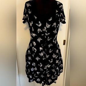 Hot Topic Cat Print Skater Dress, size M/L, button front, ties in back